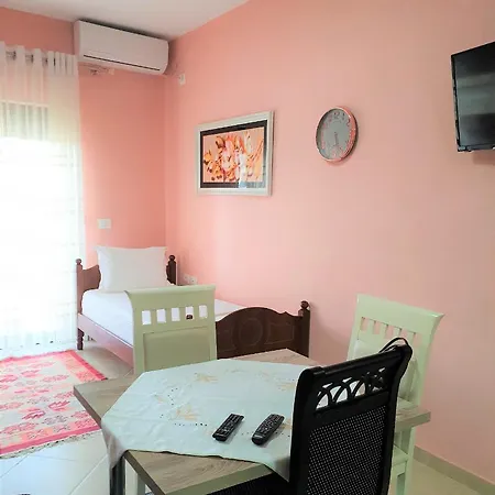 Comfort アパート フィエル